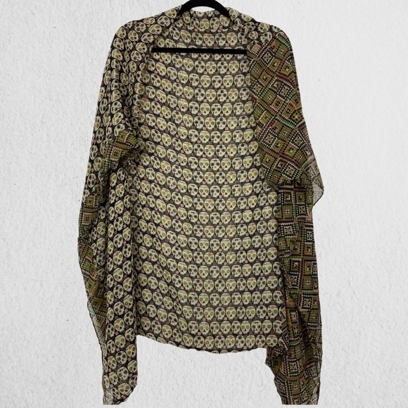 Sugar Skull Infinity Scarf 42 X 34 - Picture 1 of 7